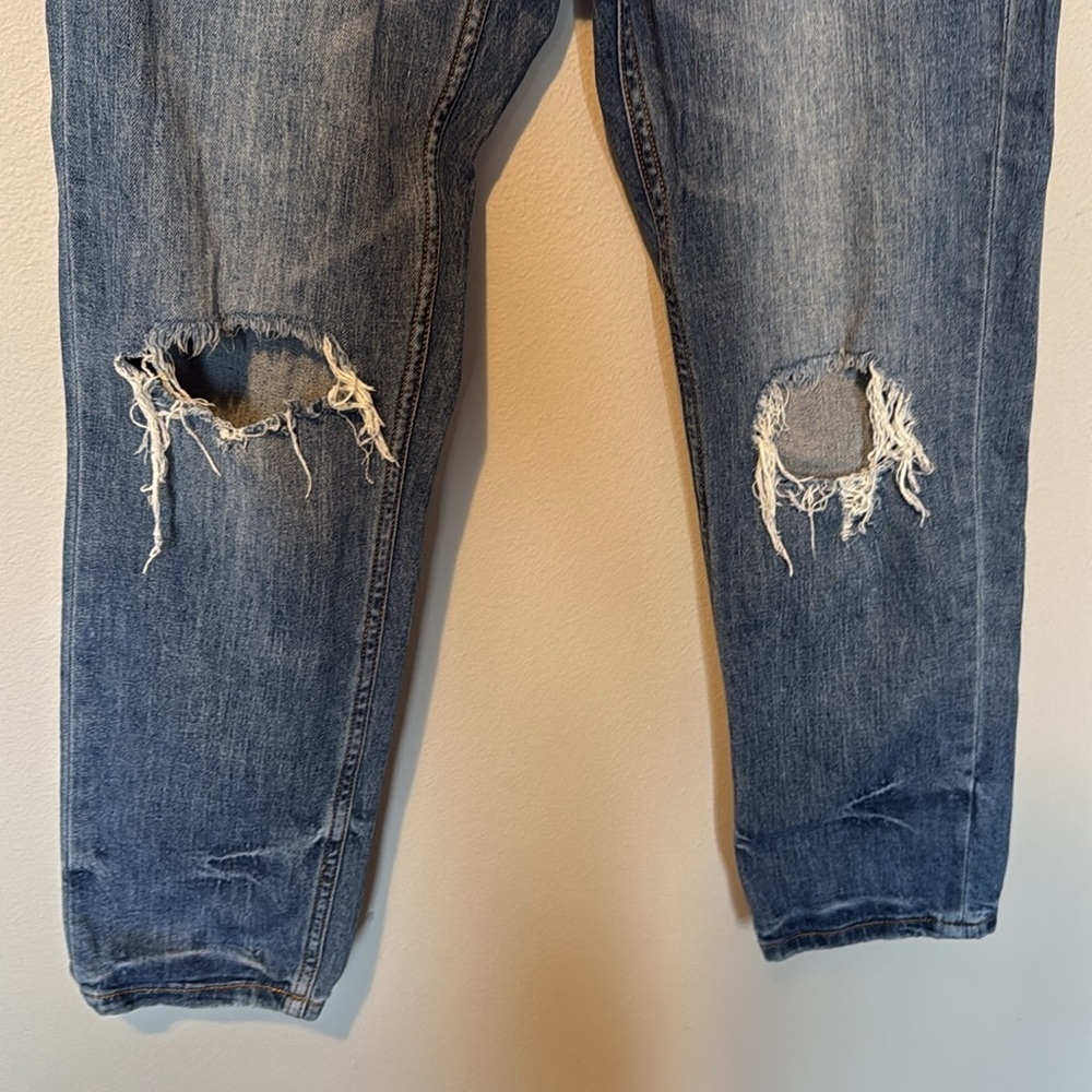 Pilcro by Anthropologie Heritige Boyfriend Distressed Jeans Sz 28 Cropped - Picture 3 of 16